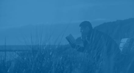 Man Reading_blue